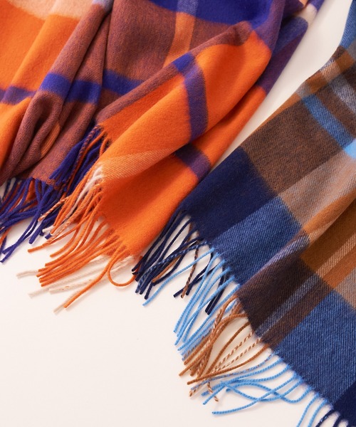 collex（コレックス）の「ラムズウールチェックマフラー（マフラー・レディース・ブルー系その他/オレンジ系その他・フリー）」の7枚目の写真