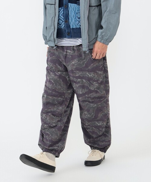 BEAMS PLUS(ビームスプラス)の「タイガーカモフラージュ ミリタリー アスレチック パンツ(その他パンツ・メンズ・その他・S/M/L/XL)」の17枚目の写真