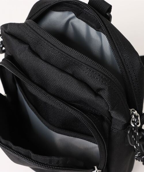 NEW BALANCE（ニューバランス）の「《New Balance》LAB55620（ショルダーバッグ・メンズ・ブラック・フリー）」の4枚目の写真