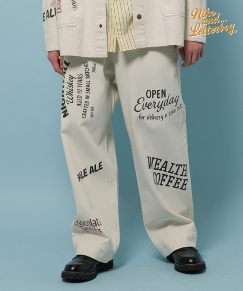 niko and...（ニコアンド）の「【LETTERBOY(レターボーイ)】コラボ落書きプリントパンツ（その他パンツ・メンズ・ナチュラル/ブラウン・MEDIUM/LARGE）」の2枚目の写真
