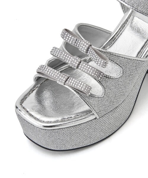 SY UNITED ARROWS(シーユナイテッドアローズ)の「<SY>3ビジューリボン サンダル100●↑(サンダル・レディース・シルバー/ライトブルー/ブラック・25cm/24.5cm/24cm/23.5cm/23cm/22.5cm)」の13枚目の写真