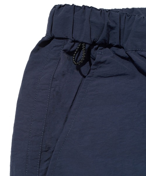 FIRST DOWN（ファーストダウン）の「タスランナイロン アクティブパンツ（その他パンツ・メンズ・ブラック/ネイビー・M/L/XL）」の5枚目の写真