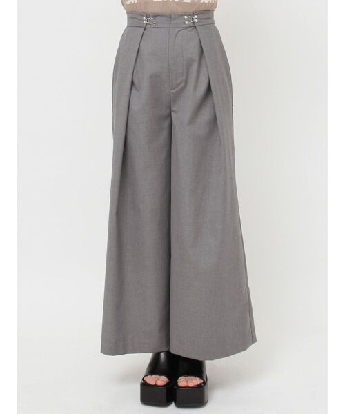 MURUA(ムルーア)の「2WAYウエストタックワイドパンツ(その他パンツ・レディース・ブラック/グレー・1/2)」の4枚目の写真