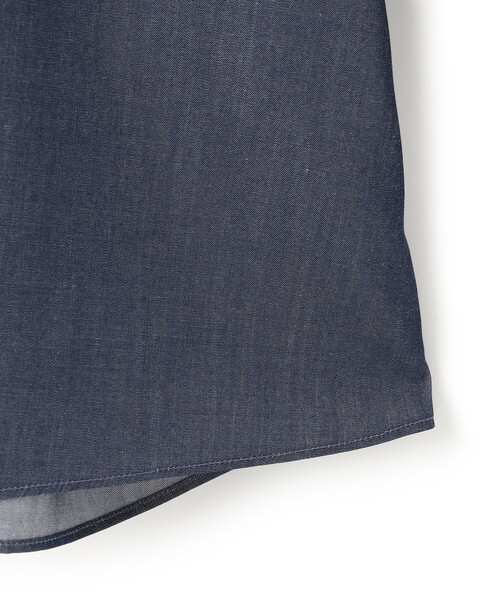 UNFILO（アンフィーロ）の「シャンブレーデニム ギャザーブラウス（シャツ/ブラウス・レディース・ネイビー系・LARGE/SMALL/MEDIUM）」の8枚目の写真