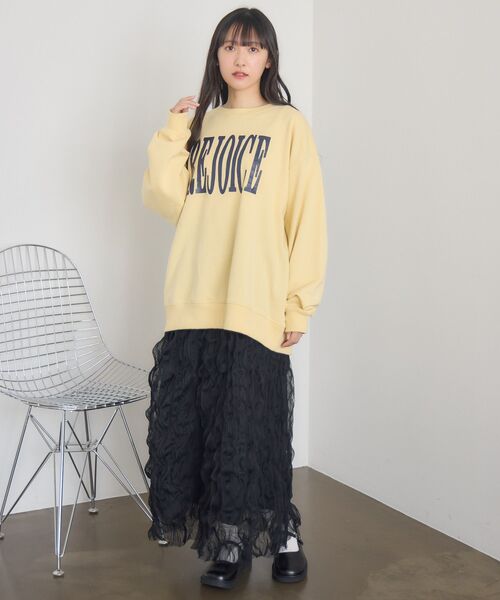 RETRO GIRL（レトロガール）の「クラックプリントトレーナー（スウェット・レディース・ダークブルー/イエロー/ホワイト系その他・FREE）」の5枚目の写真