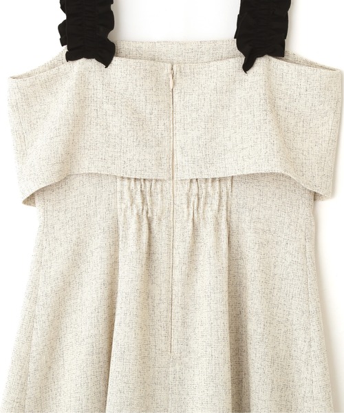 JILL by JILL STUART(ジルバイジルスチュアート)の「◇フリルショルダージャンスカ(ジャンパースカート・レディース・チャコールグレー/ホワイト/ピンク・SMALL/MEDIUM)」の8枚目の写真