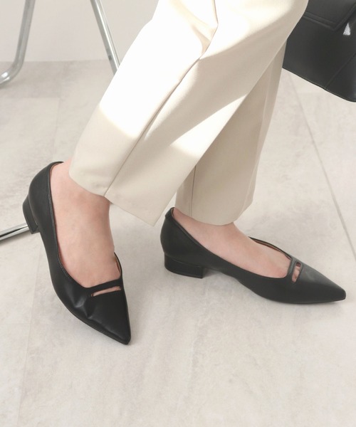 Futier land（フューティアランド）の「踵もちもちフィットフロントカットアウトパンプス（パンプス・レディース・アイボリー/ブラック/シルバー・36/37/38/39/40）」の5枚目の写真