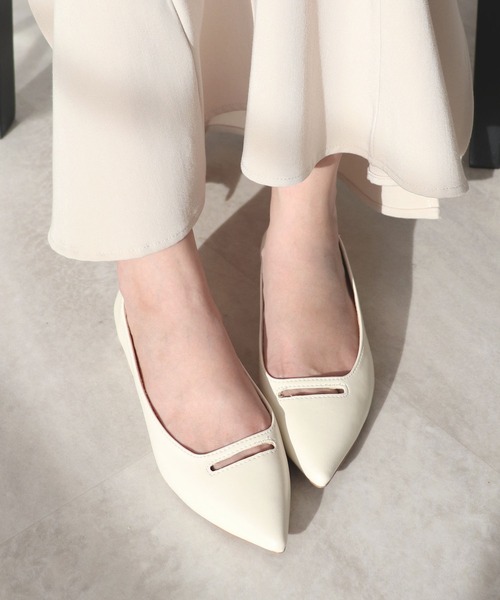 Futier land（フューティアランド）の「踵もちもちフィットフロントカットアウトパンプス（パンプス・レディース・アイボリー/ブラック/シルバー・36/37/38/39/40）」の11枚目の写真