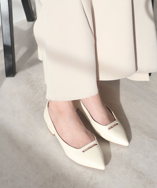 Futier land（フューティアランド）の「踵もちもちフィットフロントカットアウトパンプス（パンプス・レディース・アイボリー/ブラック/シルバー・36/37/38/39/40）」の12枚目の写真