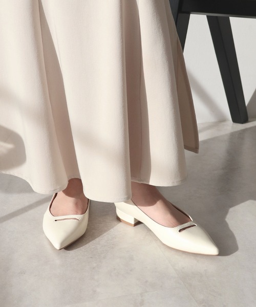 Futier land（フューティアランド）の「踵もちもちフィットフロントカットアウトパンプス（パンプス・レディース・アイボリー/ブラック/シルバー・36/37/38/39/40）」の15枚目の写真