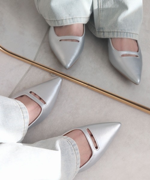 Futier land（フューティアランド）の「踵もちもちフィットフロントカットアウトパンプス（パンプス・レディース・アイボリー/ブラック/シルバー・36/37/38/39/40）」の17枚目の写真