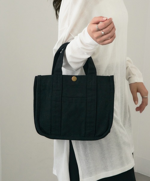 A by MAGASIN DE MODE(エーバイマガジンデモード)の「【A by MAGASIN DE MODE】e.e.p.スクエアプチトート SNBD(トートバッグ・レディース・グレー/アイボリー/ブラック/ネイビー・FREE)」の10枚目の写真