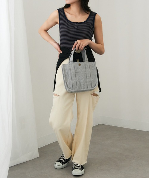A by MAGASIN DE MODE(エーバイマガジンデモード)の「【A by MAGASIN DE MODE】e.e.p.スクエアプチトート SNBD(トートバッグ・レディース・グレー/アイボリー/ブラック/ネイビー・FREE)」の16枚目の写真