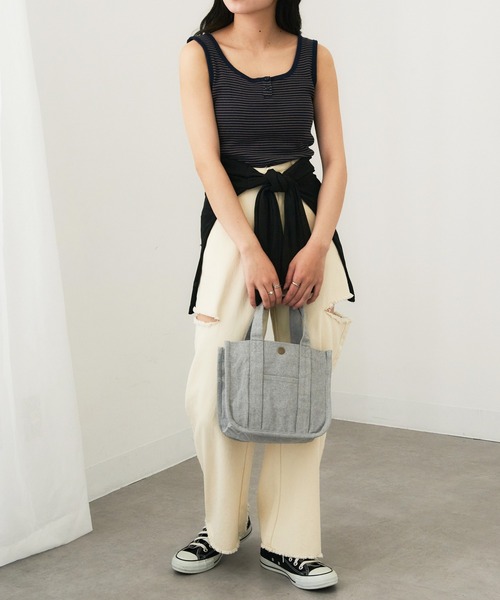 A by MAGASIN DE MODE(エーバイマガジンデモード)の「【A by MAGASIN DE MODE】e.e.p.スクエアプチトート SNBD(トートバッグ・レディース・グレー/アイボリー/ブラック/ネイビー・FREE)」の15枚目の写真
