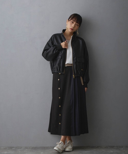 NICOLE white（ニコルホワイト）の「スキッパーパフブラウス（シャツ/ブラウス・レディース・ラベンダー/オフホワイト/ブラック/ブルー/ブラウン・FREE）」の10枚目の写真