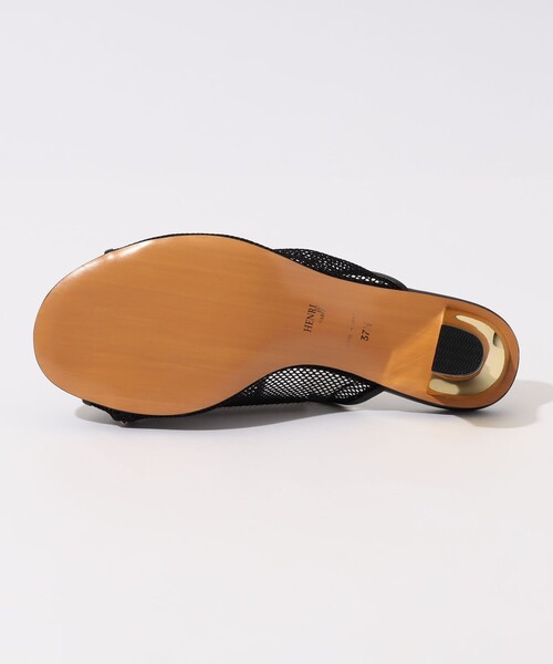 HENRI EN VARGO（ヘンリエンヴァーゴ）の「HENRI EN VARGO SONIA ミュールサンダル（サンダル・レディース・ブラック・35.5/36.5/37.5）」の7枚目の写真