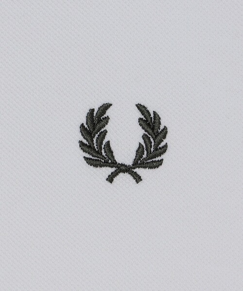 FRED PERRY(フレッドペリー)の「FRED PERRY: M3600 TWIN TIPPED FRED PERRY ポロシャツ(ポロシャツ・メンズ・ホワイト系その他・MEDIUM/LARGE/X-LARGE)」の17枚目の写真