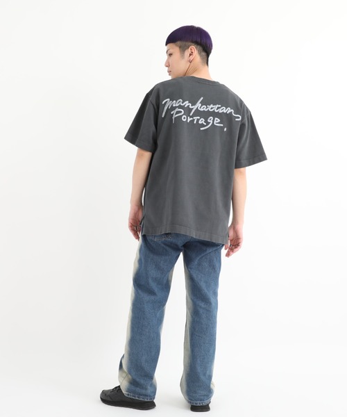 Manhattan Portage(マンハッタンポーテージ)の「S/S Print T-Shirt(Tシャツ/カットソー・メンズ・チャコール/ブラウン/アイボリー・X-LARGE/SMALL/MEDIUM/LARGE)」の6枚目の写真