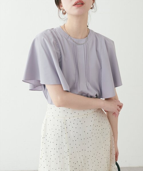 natural couture(ナチュラルクチュール)の「フレア袖ピンタックブラウス(シャツ/ブラウス・レディース・サックスブルー/ピンクベージュ/ミント/チャコールグレー/オフホワイト・FREE)」の9枚目の写真