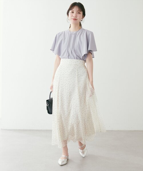 natural couture(ナチュラルクチュール)の「フレア袖ピンタックブラウス(シャツ/ブラウス・レディース・サックスブルー/ピンクベージュ/ミント/チャコールグレー/オフホワイト・FREE)」の11枚目の写真
