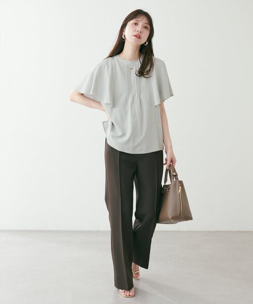 natural couture(ナチュラルクチュール)の「フレア袖ピンタックブラウス(シャツ/ブラウス・レディース・サックスブルー/ピンクベージュ/ミント/チャコールグレー/オフホワイト・FREE)」の8枚目の写真