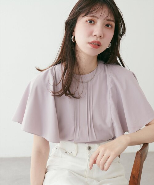 natural couture(ナチュラルクチュール)の「フレア袖ピンタックブラウス(シャツ/ブラウス・レディース・サックスブルー/ピンクベージュ/ミント/チャコールグレー/オフホワイト・FREE)」の14枚目の写真