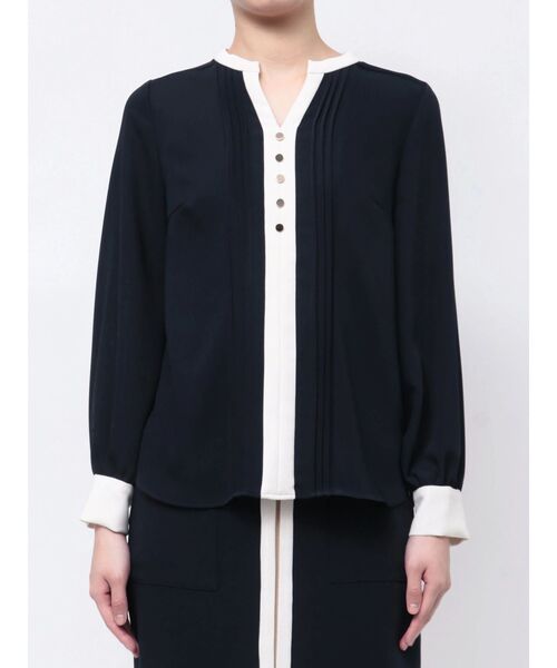 TONAL（トーナル）の「バイカラースキッパーピンタックブラウス（シャツ/ブラウス・レディース・グレー/ネイビー/オフホワイト/ライトブルー・MEDIUM）」の9枚目の写真