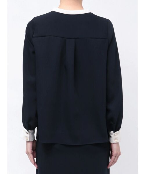 TONAL（トーナル）の「バイカラースキッパーピンタックブラウス（シャツ/ブラウス・レディース・グレー/ネイビー/オフホワイト/ライトブルー・MEDIUM）」の11枚目の写真