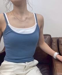 レイヤード風配色カップ付きキャミ