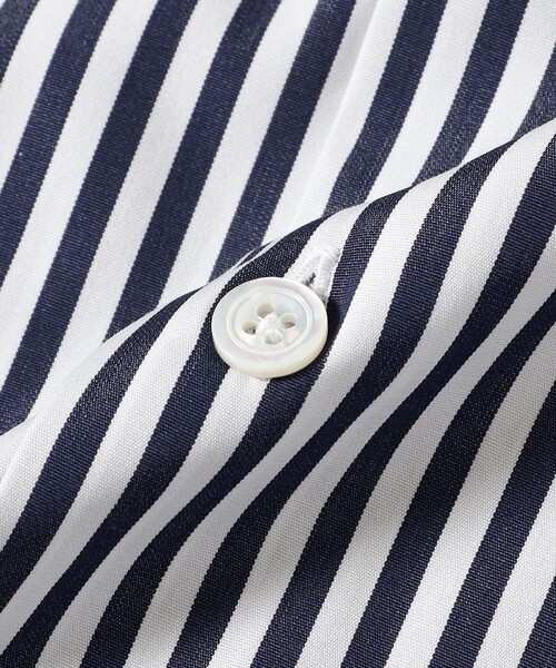 BEAMS F（ビームスエフ）の「コットン ネイビー ロンドンストライプ ワイドカラーシャツ（シャツ/ブラウス・メンズ・ネイビー・37/38/39/40/41/42）」の7枚目の写真