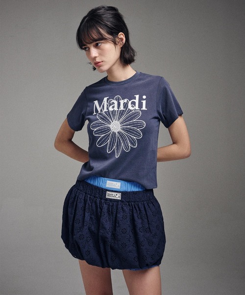 Mardi Mercredi(マルディメクルディ)の「SLIM TSHIRT FLOWERMARDI WASHING / スリム Tシャツ フラワーマルディ ウォッシング(Tシャツ/カットソー・レディース・チャコールグレー/パープル・FREE)」の3枚目の写真
