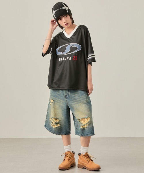 Snap club(スナップクラブ)の「【Snap club】ゲームデザインロゴ刺繍ホッケーTシャツ(Tシャツ/カットソー・レディース・ブラック/ネイビー・M/L)」の11枚目の写真