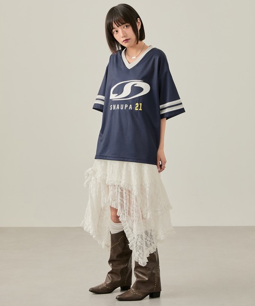 Snap club(スナップクラブ)の「【Snap club】ゲームデザインロゴ刺繍ホッケーTシャツ(Tシャツ/カットソー・レディース・ブラック/ネイビー・M/L)」の21枚目の写真
