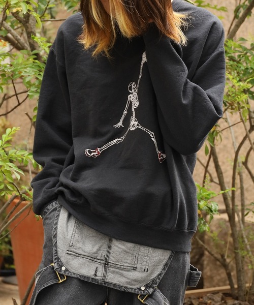 THRIFTY LOOK(スリフティールック)の「THRIFTY LOOK / スリフティールック JUMP SKULL CREW SWEAT クルーネック スウェット トレーナーメンズ 秋物 秋服 2026年秋冬(スウェット・メンズ・アッシュ/ブラック/ホワイト・XL/M/S/L)」の10枚目の写真