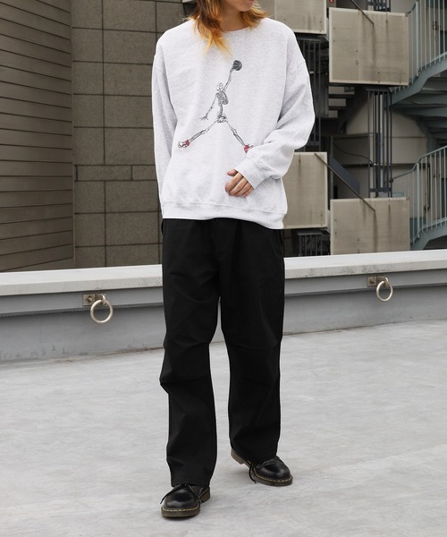 THRIFTY LOOK(スリフティールック)の「THRIFTY LOOK / スリフティールック JUMP SKULL CREW SWEAT クルーネック スウェット トレーナーメンズ 秋物 秋服 2026年秋冬(スウェット・メンズ・アッシュ/ブラック/ホワイト・XL/M/S/L)」の18枚目の写真