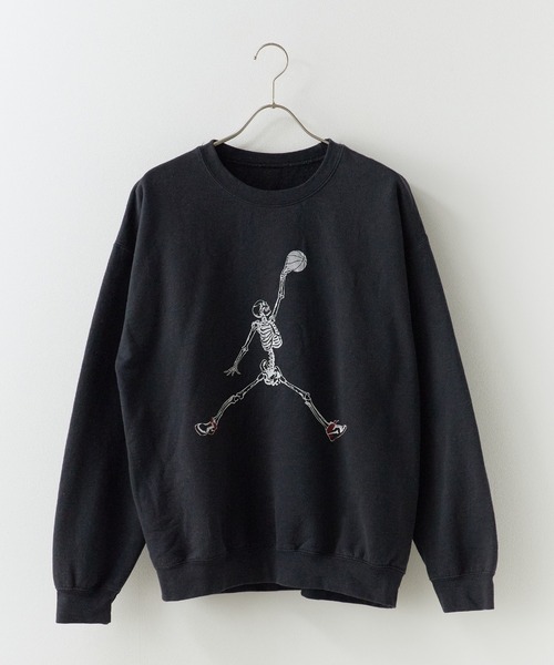 THRIFTY LOOK(スリフティールック)の「THRIFTY LOOK / スリフティールック JUMP SKULL CREW SWEAT クルーネック スウェット トレーナーメンズ 秋物 秋服 2026年秋冬(スウェット・メンズ・アッシュ/ブラック/ホワイト・XL/M/S/L)」の9枚目の写真