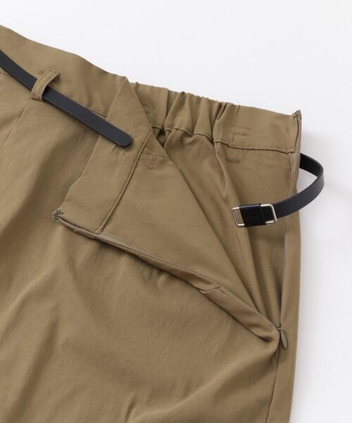ITEMS URBANRESEARCH(アイテムズ アーバンリサーチ)の「ベルト付きストレッチスカート(スカート・レディース・ブラック/キャメル・FREE)」の20枚目の写真