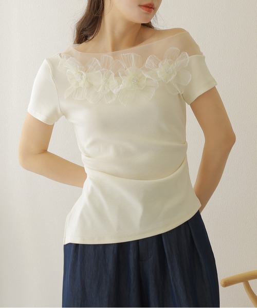 LAULEN（ローレン）の「flower motif sheer tops /異素材 フラワー モチーフ  半袖 トップス（Tシャツ/カットソー・レディース・アイボリー・FREE）」の6枚目の写真