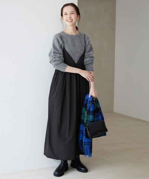 SLOBE IENA（スローブイエナ）の「《WEB限定/追加》タフタギャザーキャミワンピース（ワンピース・レディース・ネイビー/ブラック・38/36）」の5枚目の写真