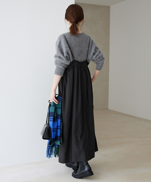 SLOBE IENA（スローブイエナ）の「《WEB限定/追加》タフタギャザーキャミワンピース（ワンピース・レディース・ネイビー/ブラック・38/36）」の8枚目の写真