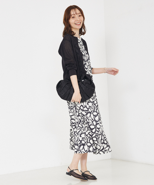 qualite(カリテ)の「【夏の羽織りアイテム◎】ラメハイゲージニットカーデ/夏服/オフィスカジュアル(カーディガン/ボレロ・レディース・ブラック/シルバー/ゴールド/ブラウン・フリー)」の7枚目の写真