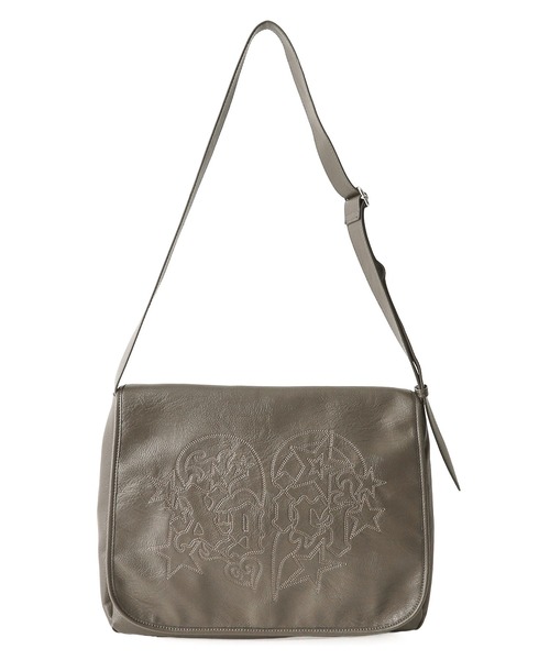TRIBAL HEART FAUX LEATHER MESSENGER BAG（ショルダーバッグ