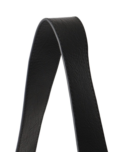 X-girl（エックスガール）の「TRIBAL HEART FAUX LEATHER MESSENGER BAG（ショルダーバッグ・レディース・ブラック/ブラウン・ONE SIZE）」の8枚目の写真