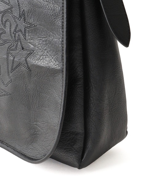 TRIBAL HEART FAUX LEATHER MESSENGER BAG（ショルダーバッグ