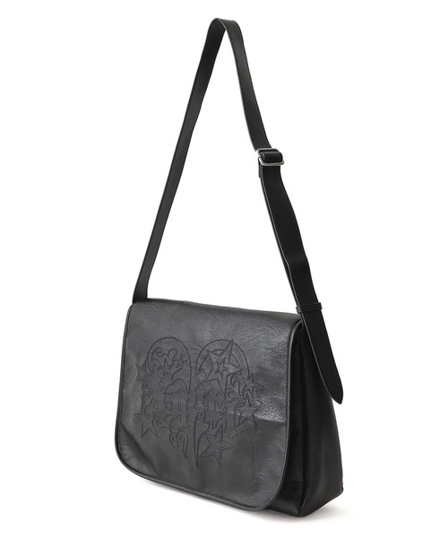 TRIBAL HEART FAUX LEATHER MESSENGER BAG（ショルダーバッグ
