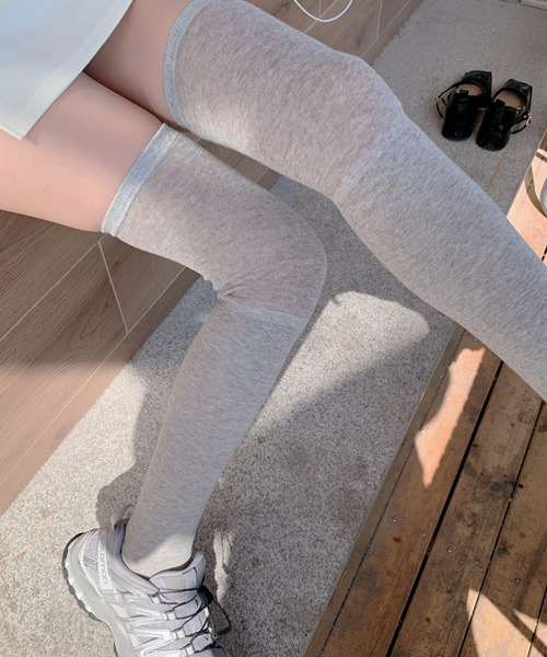 VIVID LADY(ビビッドレディー)の「シアー ロングソックス(ソックス/靴下・レディース・グレー/クリーム/ベージュ/ホワイト・FREE)」の16枚目の写真