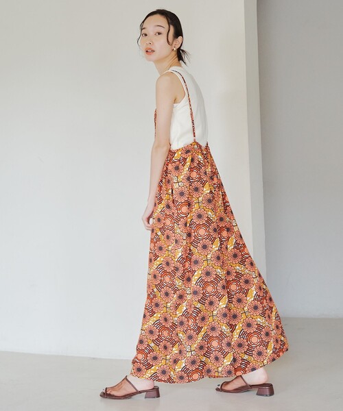 coen（コーエン）の「【スザンヌさんコラボ】Suuバティック柄キャミサロペット（サロペット/オーバーオール・レディース・コバルトブルー/オレンジ・M/L）」の12枚目の写真