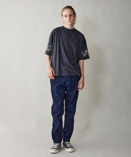 rehacer(レアセル)の「rehacer : Botanical Sleeve CS / ボタニカルスリーブカットソー(Tシャツ/カットソー・メンズ・スミクロ/ホワイト・X-LARGE/LARGE/MEDIUM/SMALL)」の9枚目の写真