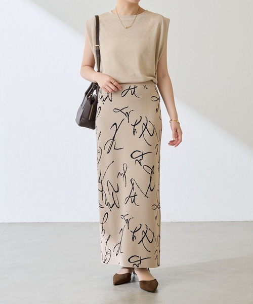 COLLAGE GALLARDAGALANTE（コラージュガリャルダガランテ）の「【OT】センターボタンニットスカート（スカート・レディース・ベージュ/ネイビー/パープル・FREE）」の11枚目の写真