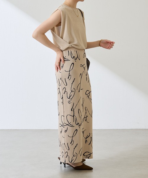 COLLAGE GALLARDAGALANTE（コラージュガリャルダガランテ）の「【OT】センターボタンニットスカート（スカート・レディース・ベージュ/ネイビー/パープル・FREE）」の4枚目の写真